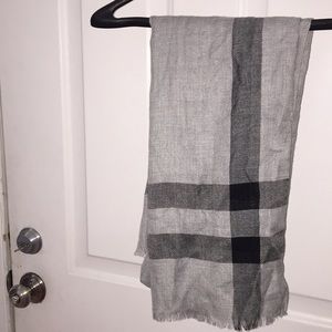 Men’s Grey Scarf